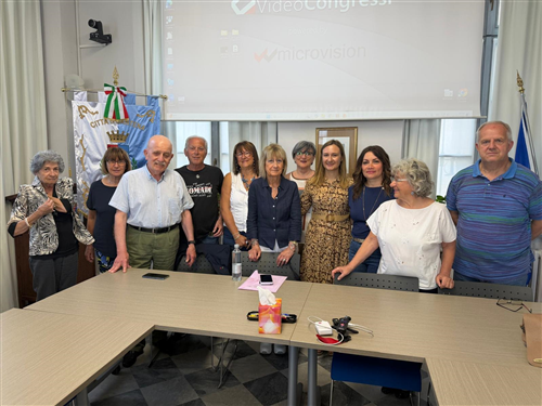 Santena, Cambiano e Villastellone insieme per ascoltare gli anziani: presentato il progetto di indagine sociale condivisa

progetto di indagine sociale condivisa

